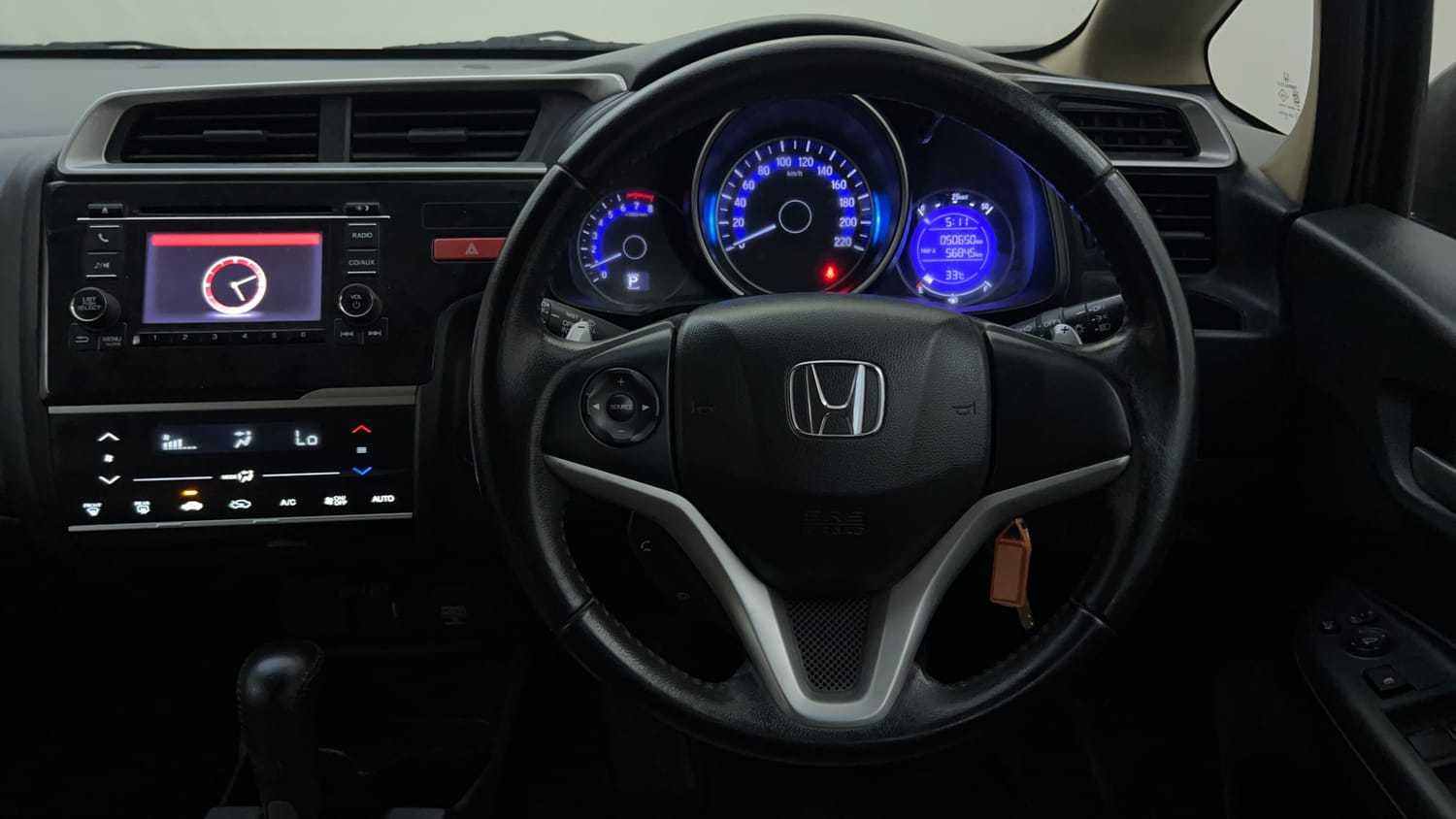 Used 2016 Honda Jazz V AT Petrol Petrol Automatic interior STEERING VIEW
