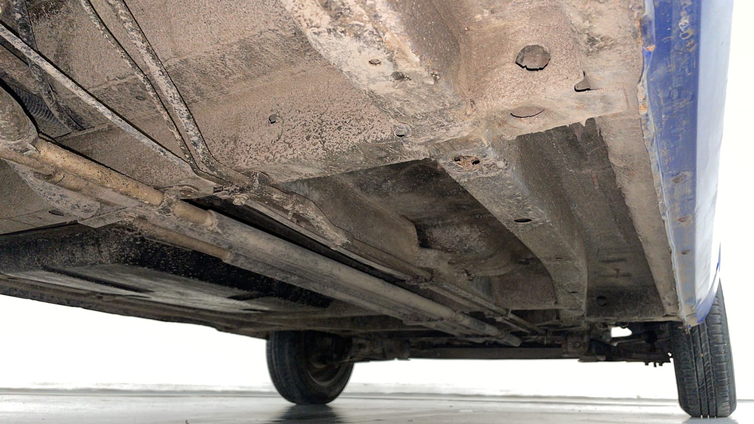Used 2015 Tata Nano Twist XT Petrol Manual extra REAR RIGHT UNDERBODY VIEW