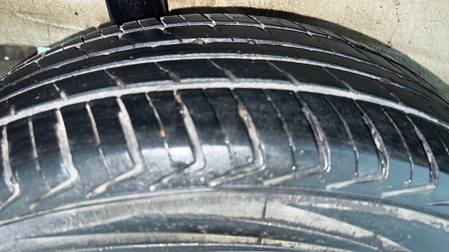 Used 2023 Maruti Suzuki Wagon R LXI 1.0 Petrol Manual tyres RIGHT REAR TYRE TREAD VIEW
