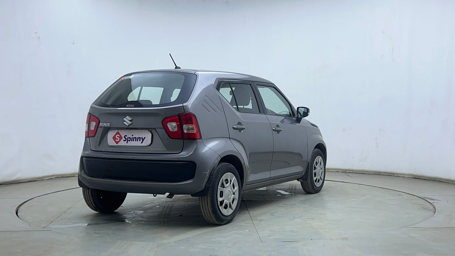 Used 2018 Maruti Suzuki Ignis Delta 1.2 MT Petrol Manual exterior RIGHT REAR CORNER VIEW