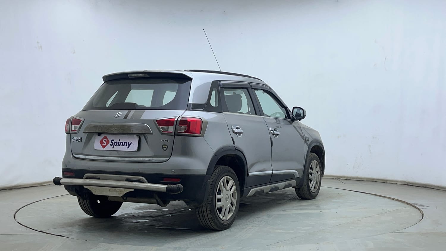 Used 2017 Maruti Suzuki Vitara Brezza VDi (O) Diesel Manual exterior RIGHT REAR CORNER VIEW