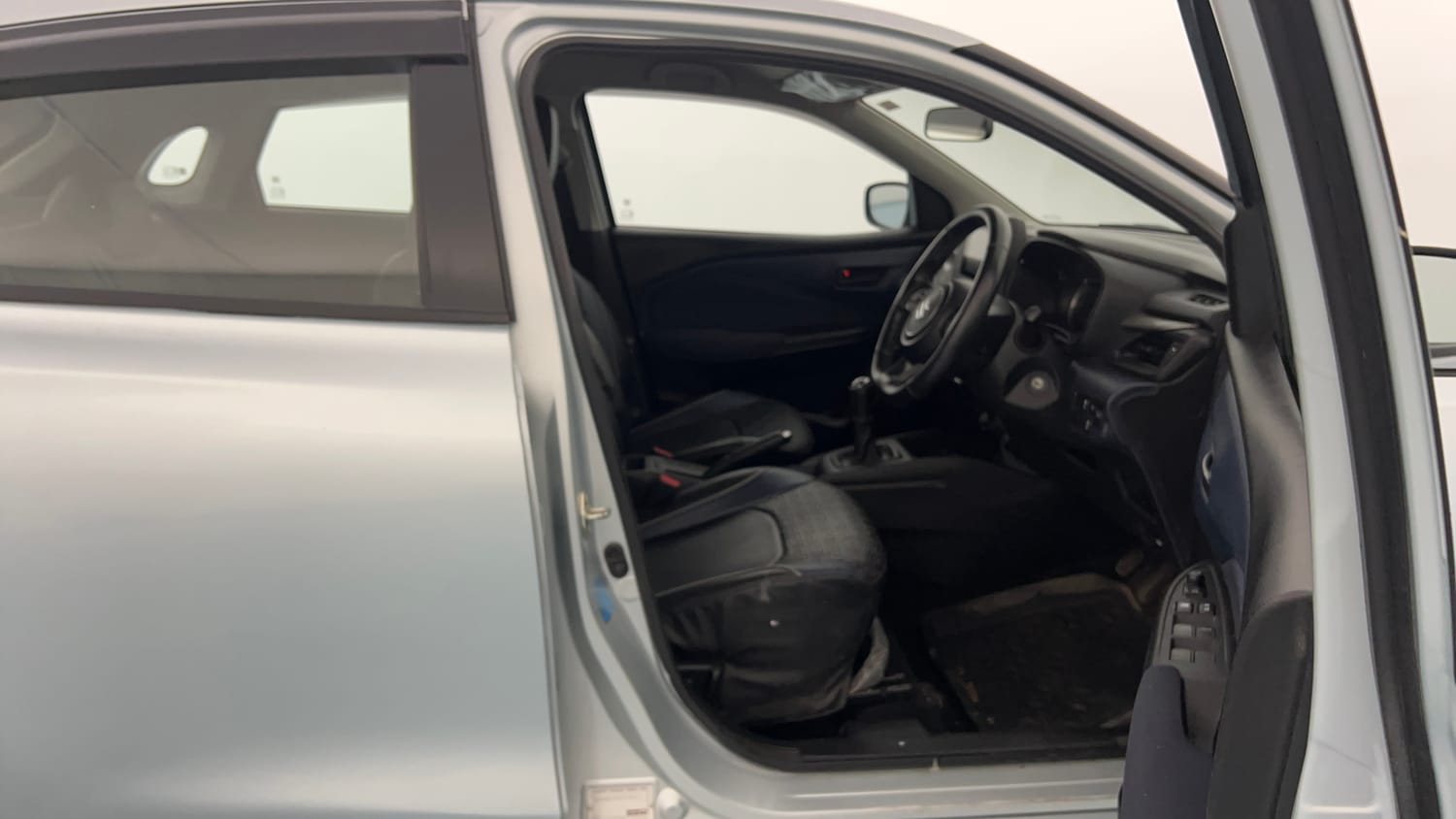 Used 2023 Maruti Suzuki Baleno Delta MT Petrol Manual interior RIGHT SIDE FRONT DOOR CABIN VIEW