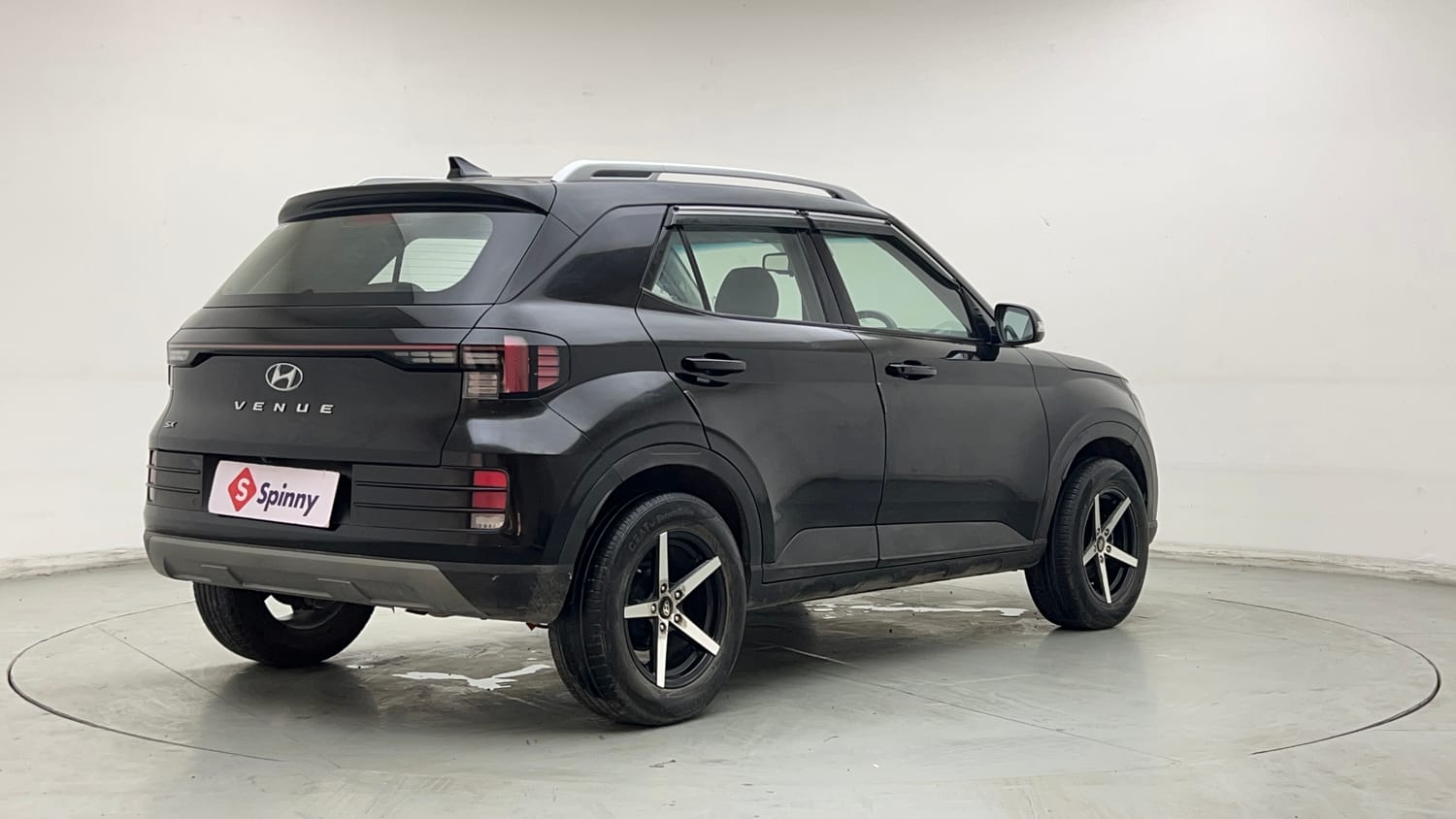 Used 2022 Hyundai Venue SX 1.2 Petrol Petrol Manual exterior RIGHT REAR CORNER VIEW