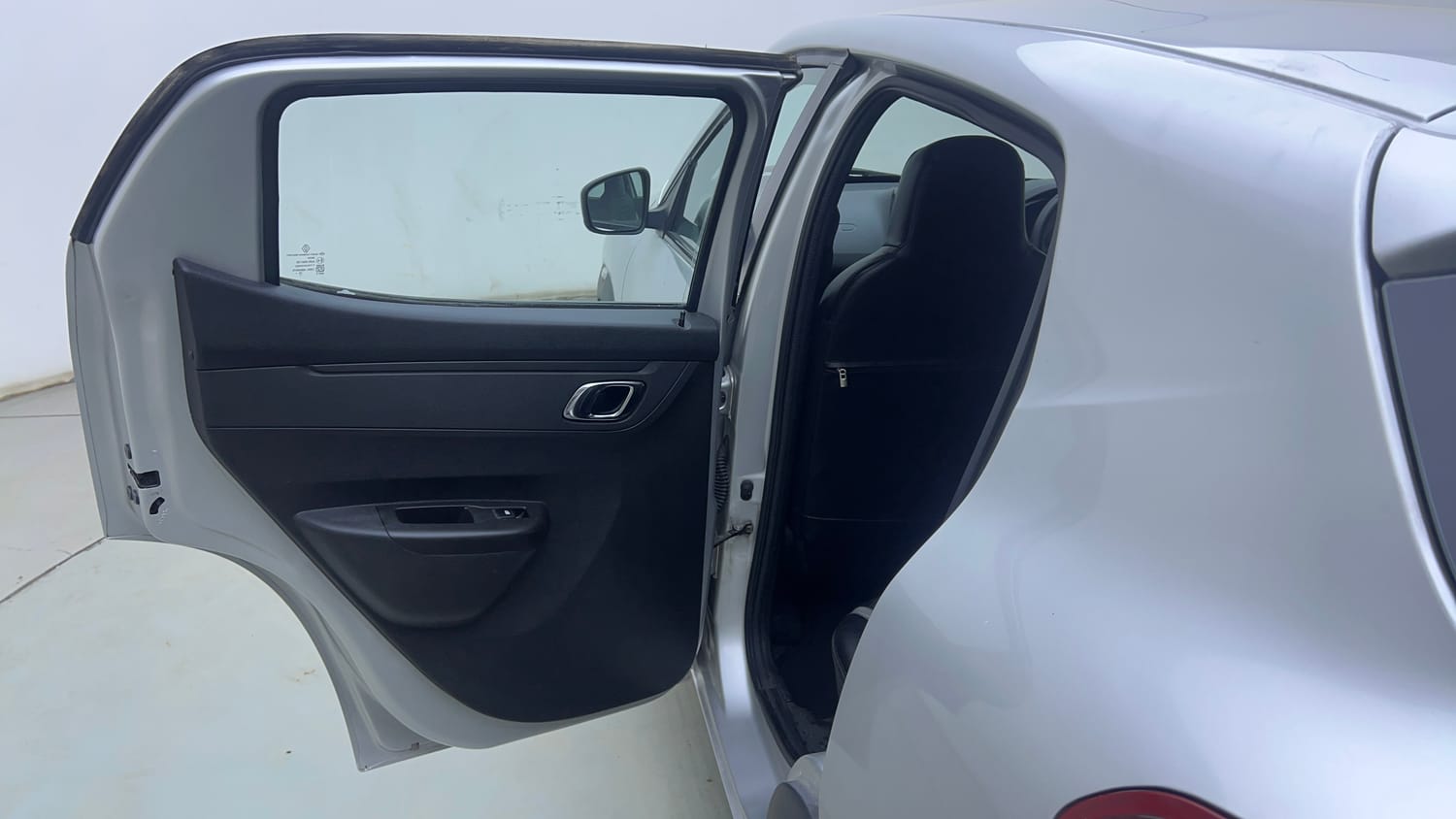 Used 2020 Renault Kwid 1.0 RXT AMT Opt Petrol Automatic interior LEFT REAR DOOR OPEN VIEW