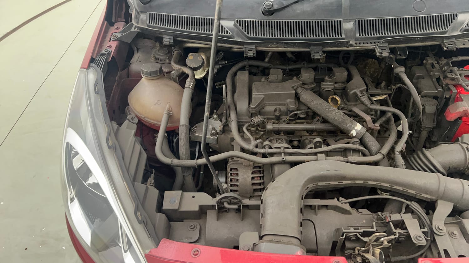Used 2020 Ford Figo Titanium 1.2 Ti-VCT MT Petrol Manual engine ENGINE RIGHT SIDE VIEW