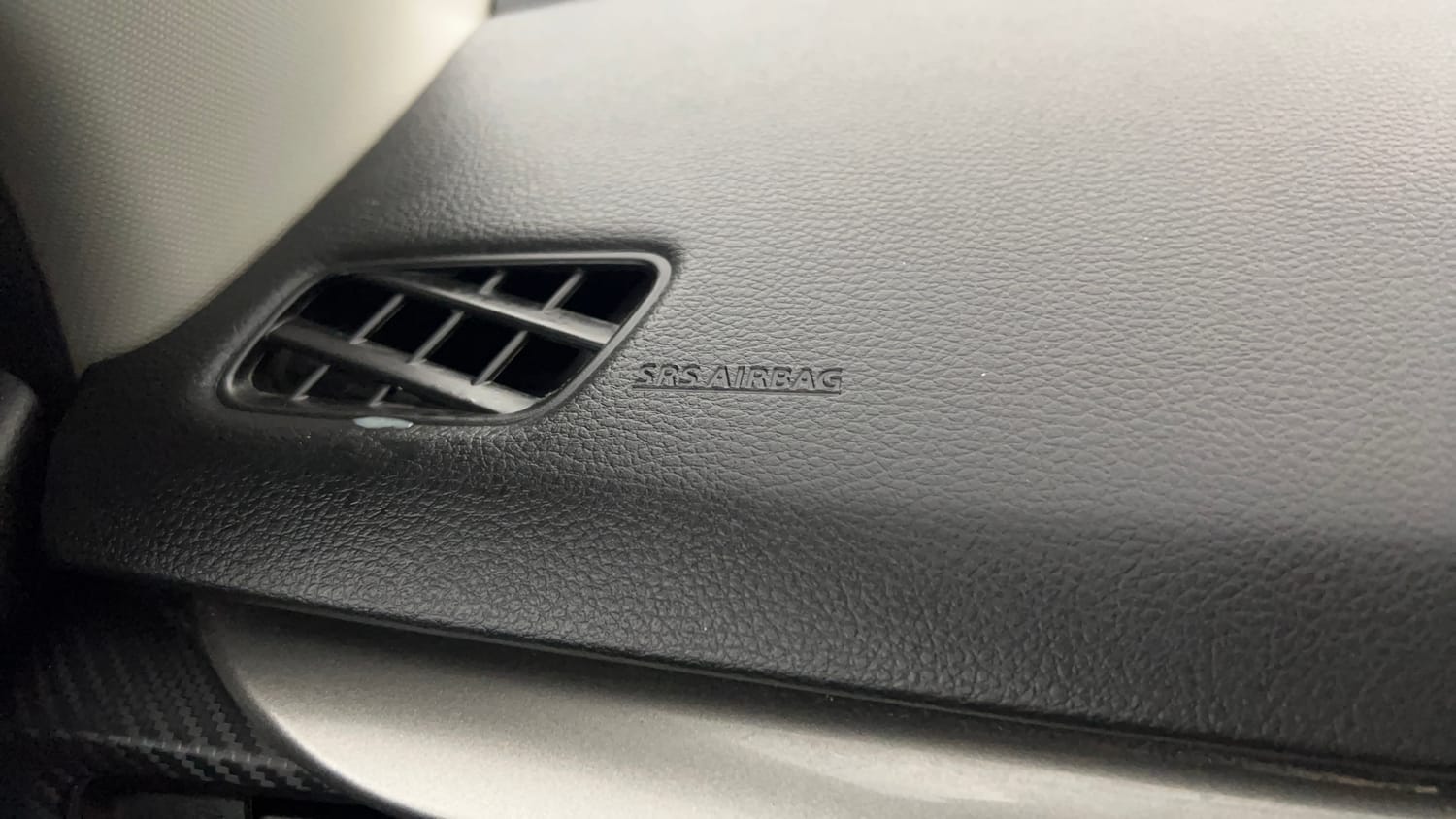 Used 2023 Maruti Suzuki Baleno Delta MT Petrol Manual top_features Airbags