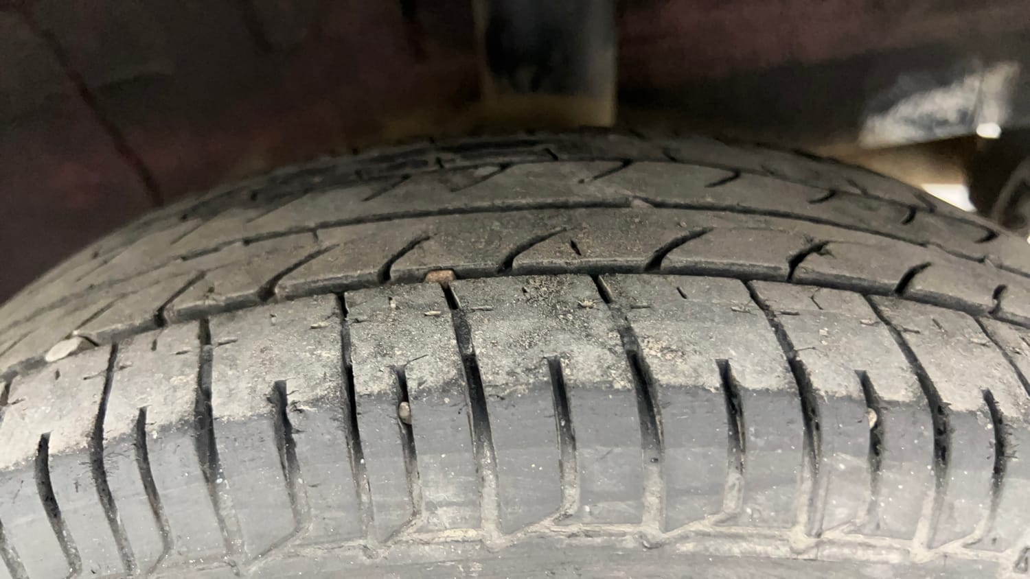 Used 2016 Renault Kwid RXT Petrol Manual tyres LEFT REAR TYRE TREAD VIEW