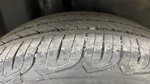 Used 2017 Volkswagen Ameo Highline1.2L (P) Petrol Manual tyres RIGHT REAR TYRE TREAD VIEW