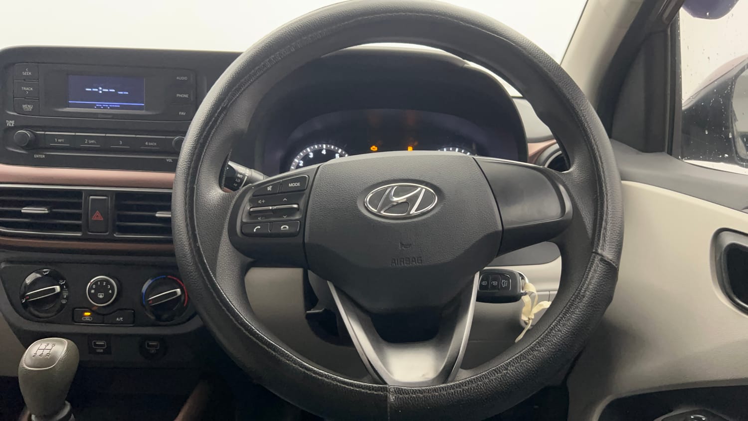 Used 2020 Hyundai Aura S 1.2 Petrol Petrol Manual interior STEERING VIEW