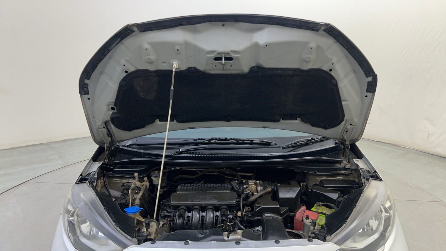 Used 2019 Honda WR-V VX MT Petrol Petrol Manual engine ENGINE & BONNET OPEN FRONT VIEW