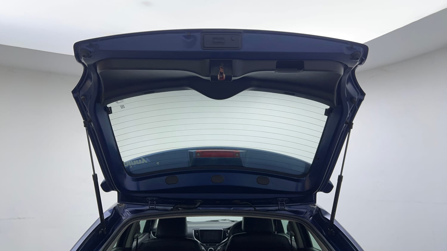 Used 2019 Maruti Suzuki Baleno Alpha Petrol Manual interior DICKY DOOR OPEN VIEW