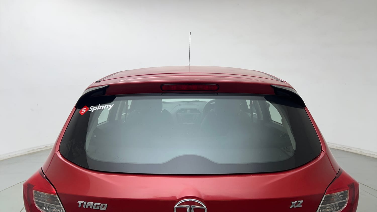 Used 2019 Tata Tiago Revotron XZ w/o Alloy Petrol Manual exterior BACK WINDSHIELD VIEW