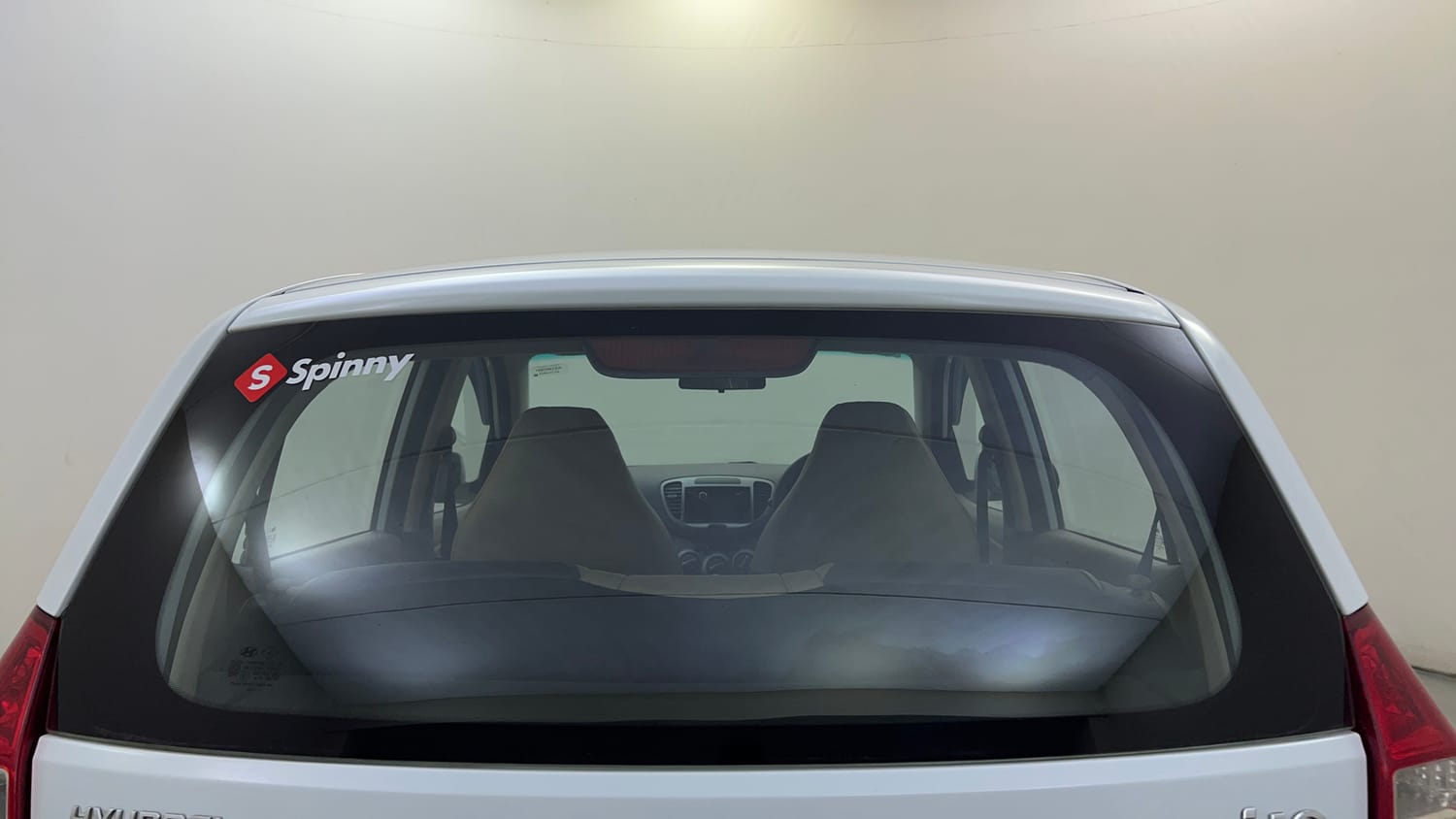 Used 2012 Hyundai i10 Magna 1.1 iRDE2 Petrol Manual exterior BACK WINDSHIELD VIEW