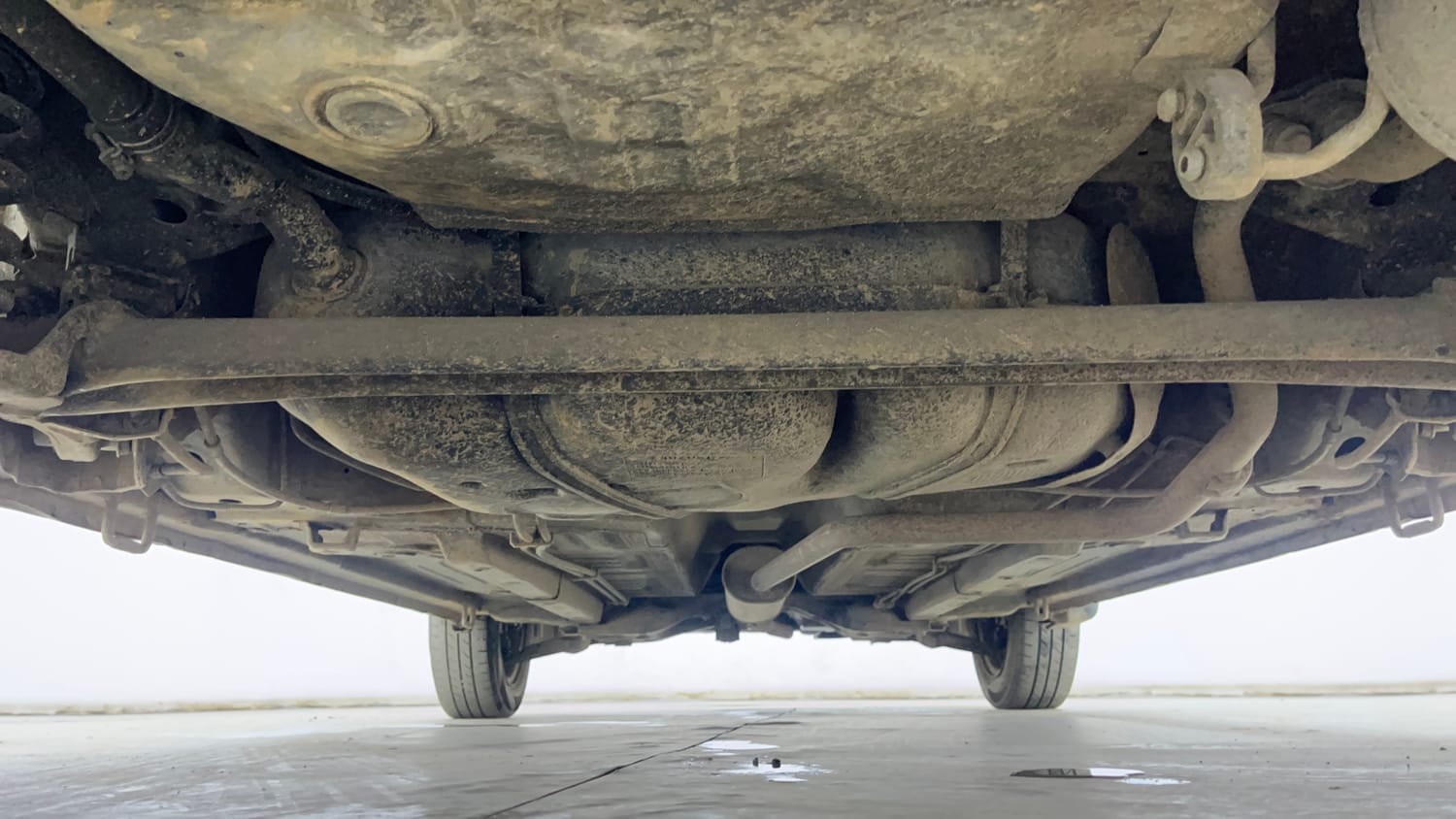 Used 2017 Maruti Suzuki Celerio ZXi Petrol Manual extra REAR UNDERBODY VIEW (TAKEN FROM REAR)