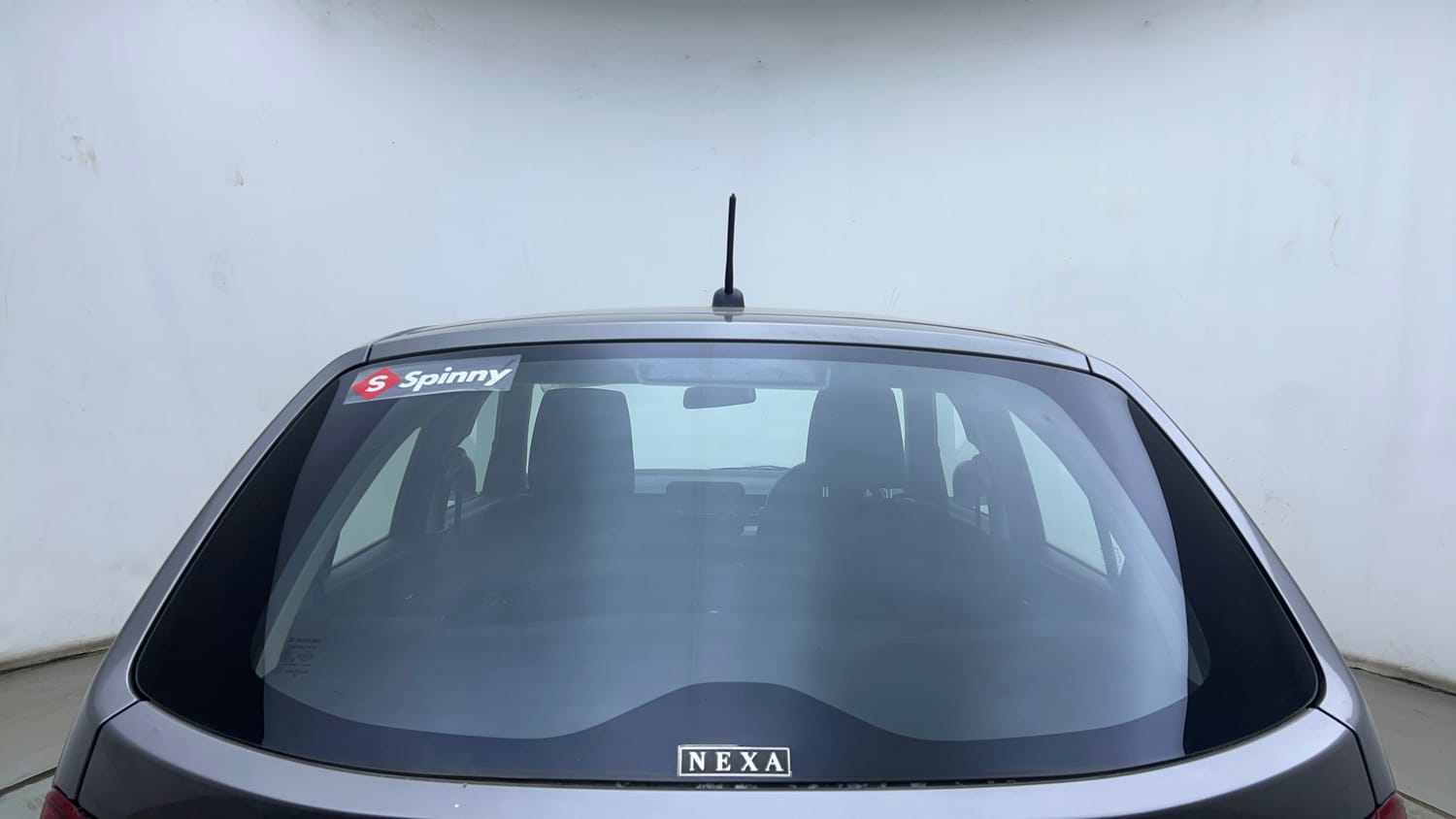 Used 2018 Maruti Suzuki Ignis Delta 1.2 MT Petrol Manual exterior BACK WINDSHIELD VIEW