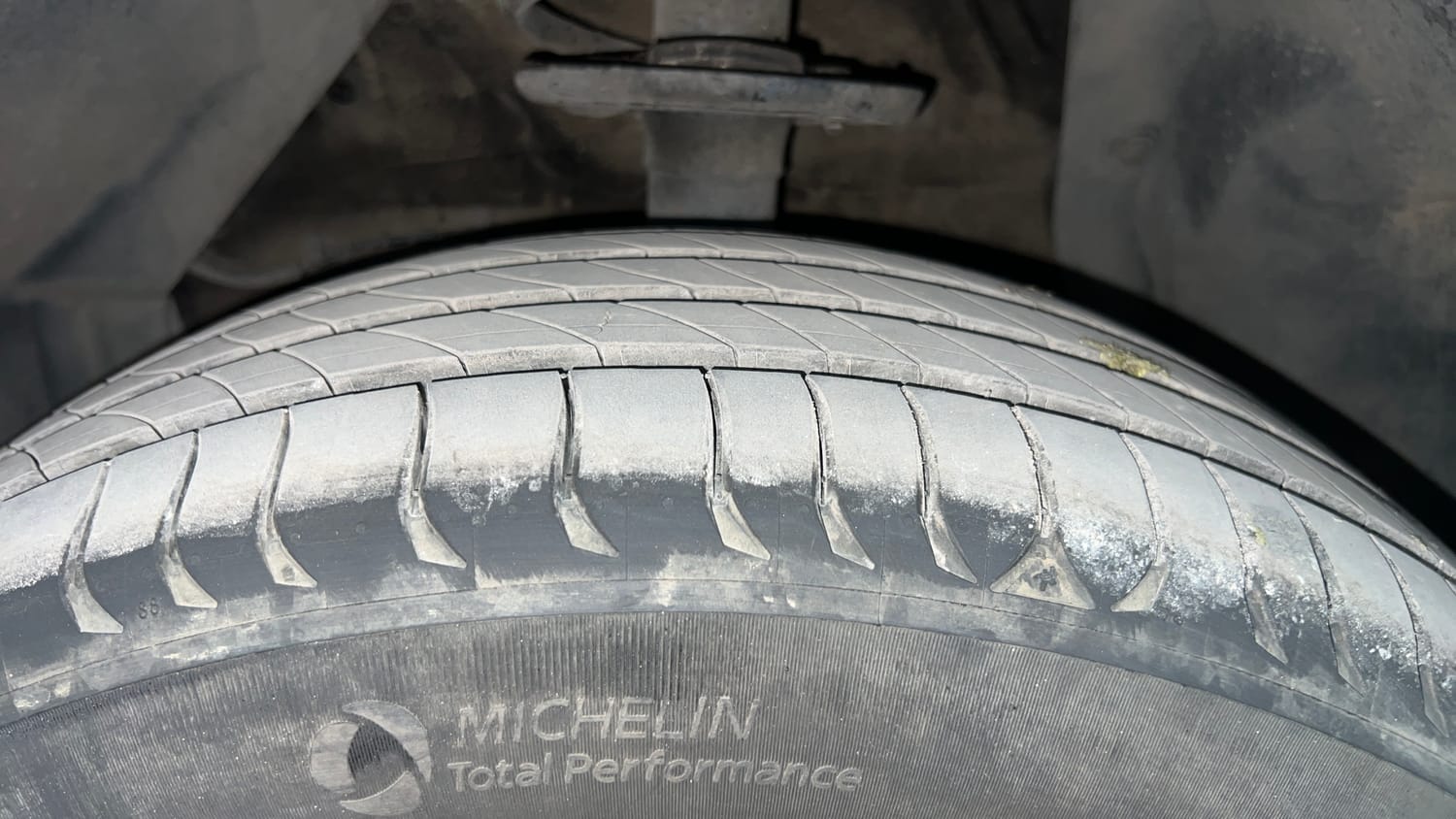 Used 2023 Maruti Suzuki Brezza ZXi Petrol Manual tyres LEFT FRONT TYRE TREAD VIEW