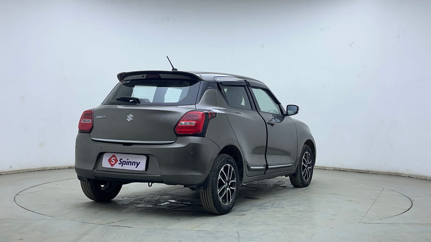Used 2023 Maruti Suzuki Swift ZXi Plus AMT Petrol Automatic exterior RIGHT REAR CORNER VIEW