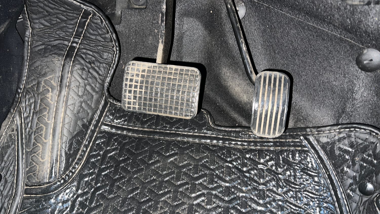Used 2024 Tata Tiago XTA Petrol Automatic interior PEDALS VIEW