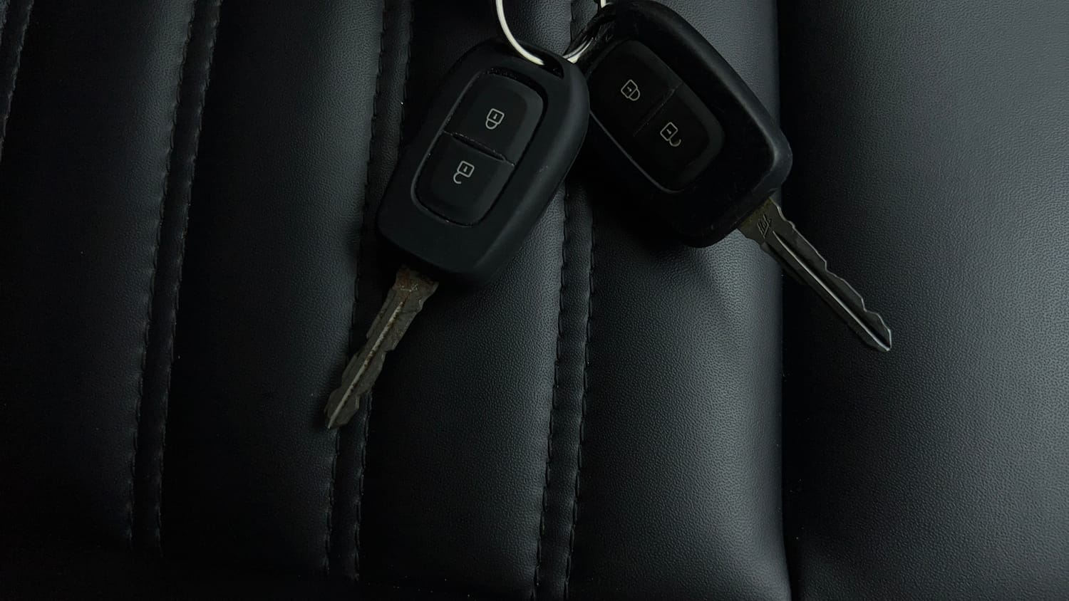 Used 2023 Nissan Magnite XL Petrol Manual extra CAR KEY VIEW