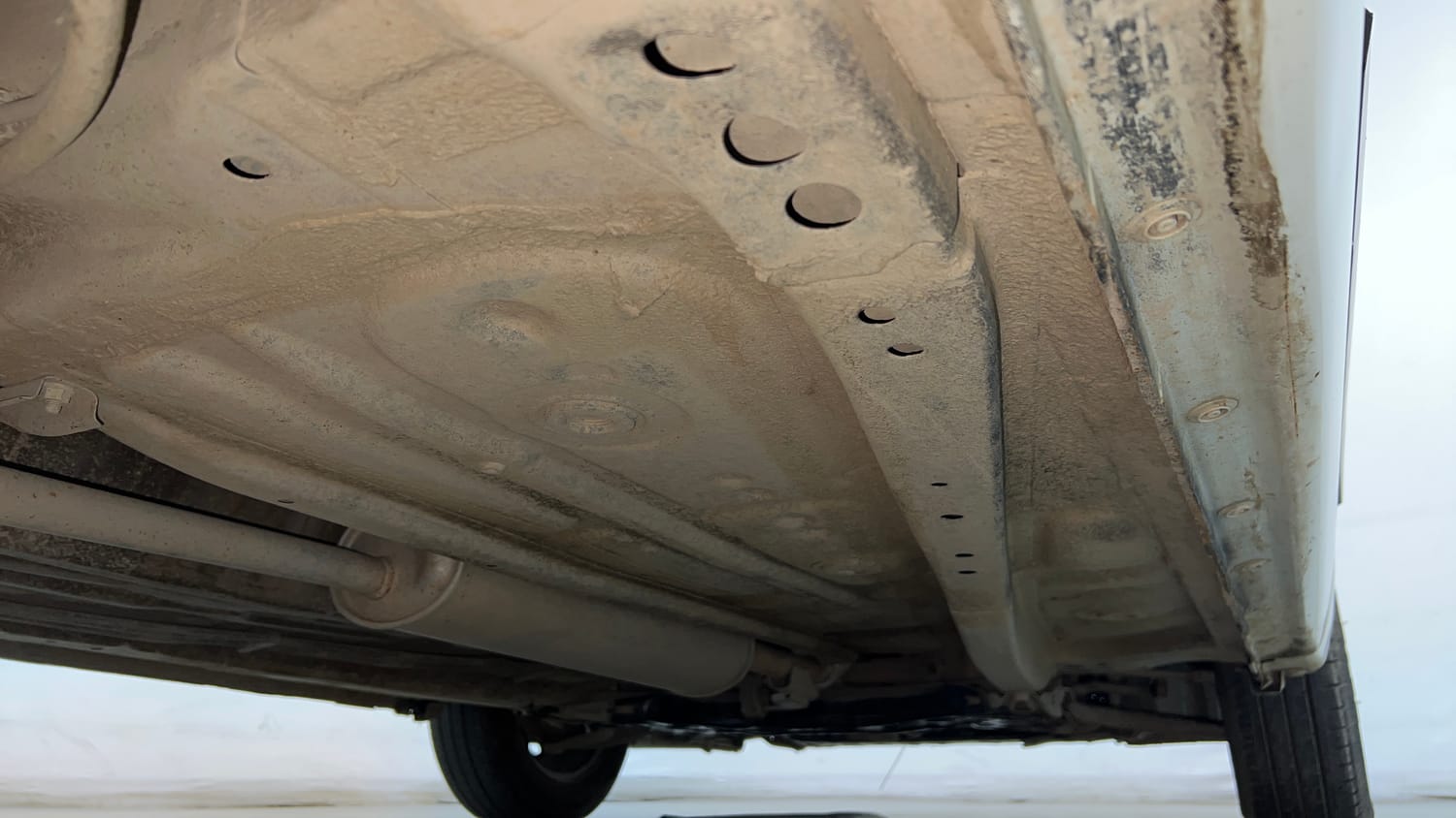 Used 2022 Maruti Suzuki Celerio VXi CNG Cng Manual extra REAR RIGHT UNDERBODY VIEW