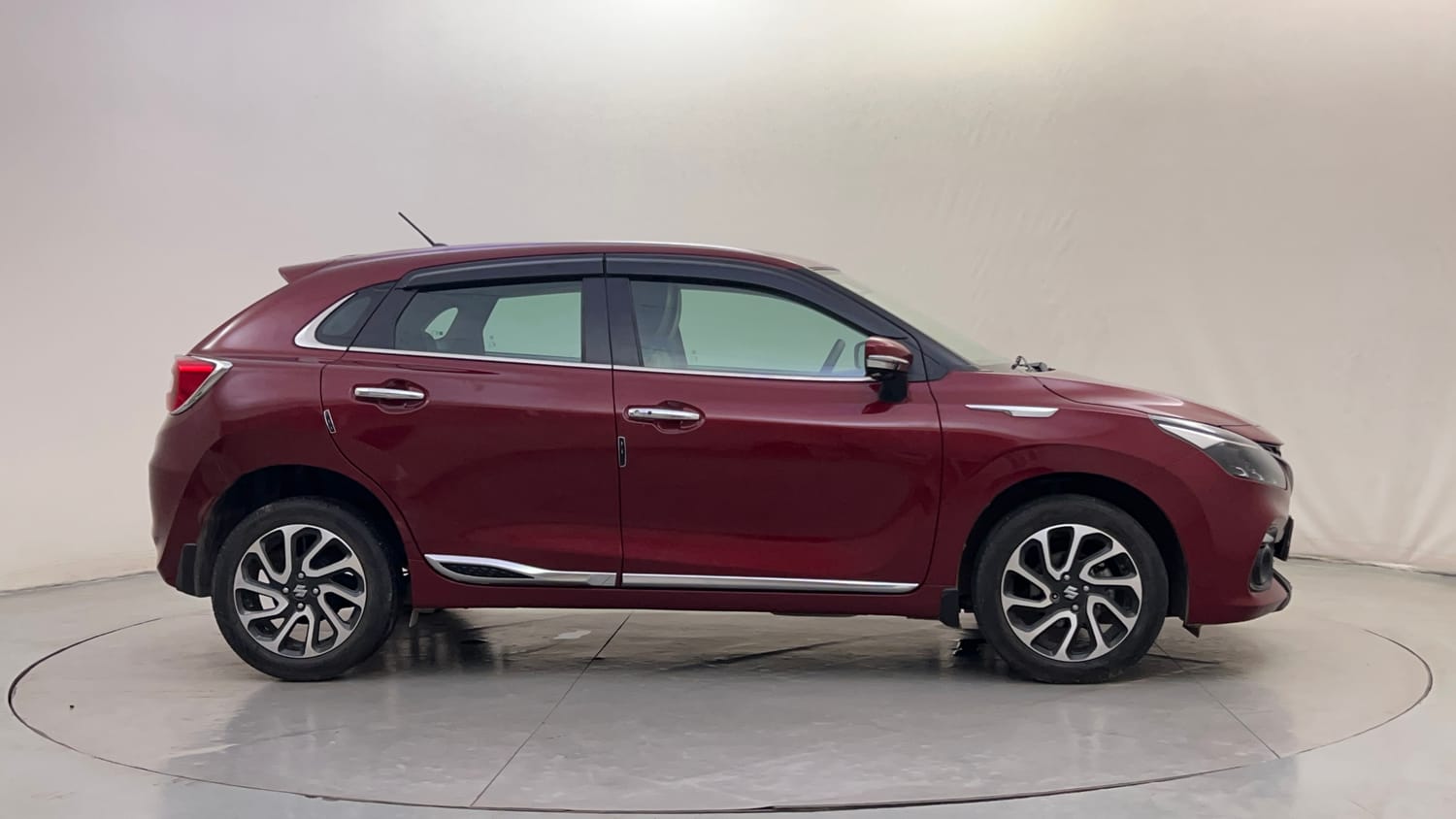 Used 2022 Maruti Suzuki Baleno Alpha AGS Petrol Automatic exterior RIGHT SIDE VIEW
