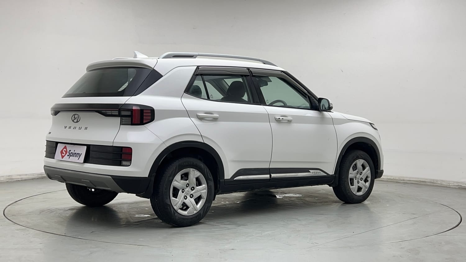 Used 2022 Hyundai Venue SX 1.2 Petrol Petrol Manual exterior RIGHT REAR CORNER VIEW