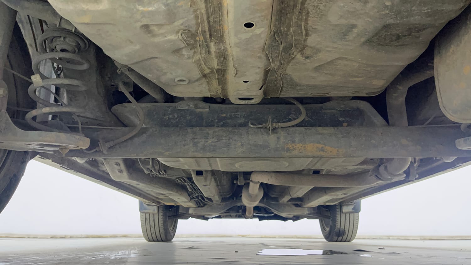 Used 2019 Tata Nexon XZA Plus Petrol Petrol Automatic extra REAR UNDERBODY VIEW (TAKEN FROM REAR)