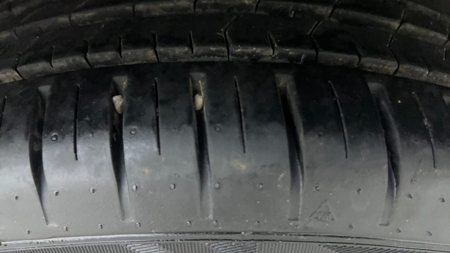 Used 2019 Maruti Suzuki Baleno Alpha Petrol Manual tyres RIGHT FRONT TYRE TREAD VIEW