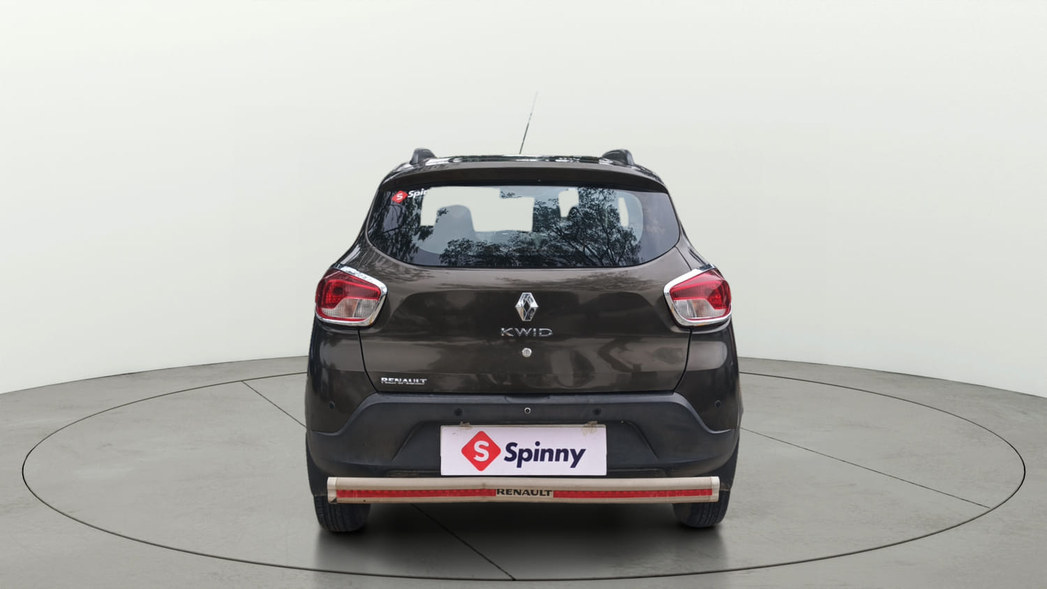 Used 2017 Renault Kwid 1.0 RXT Petrol Manual exterior BACK VIEW