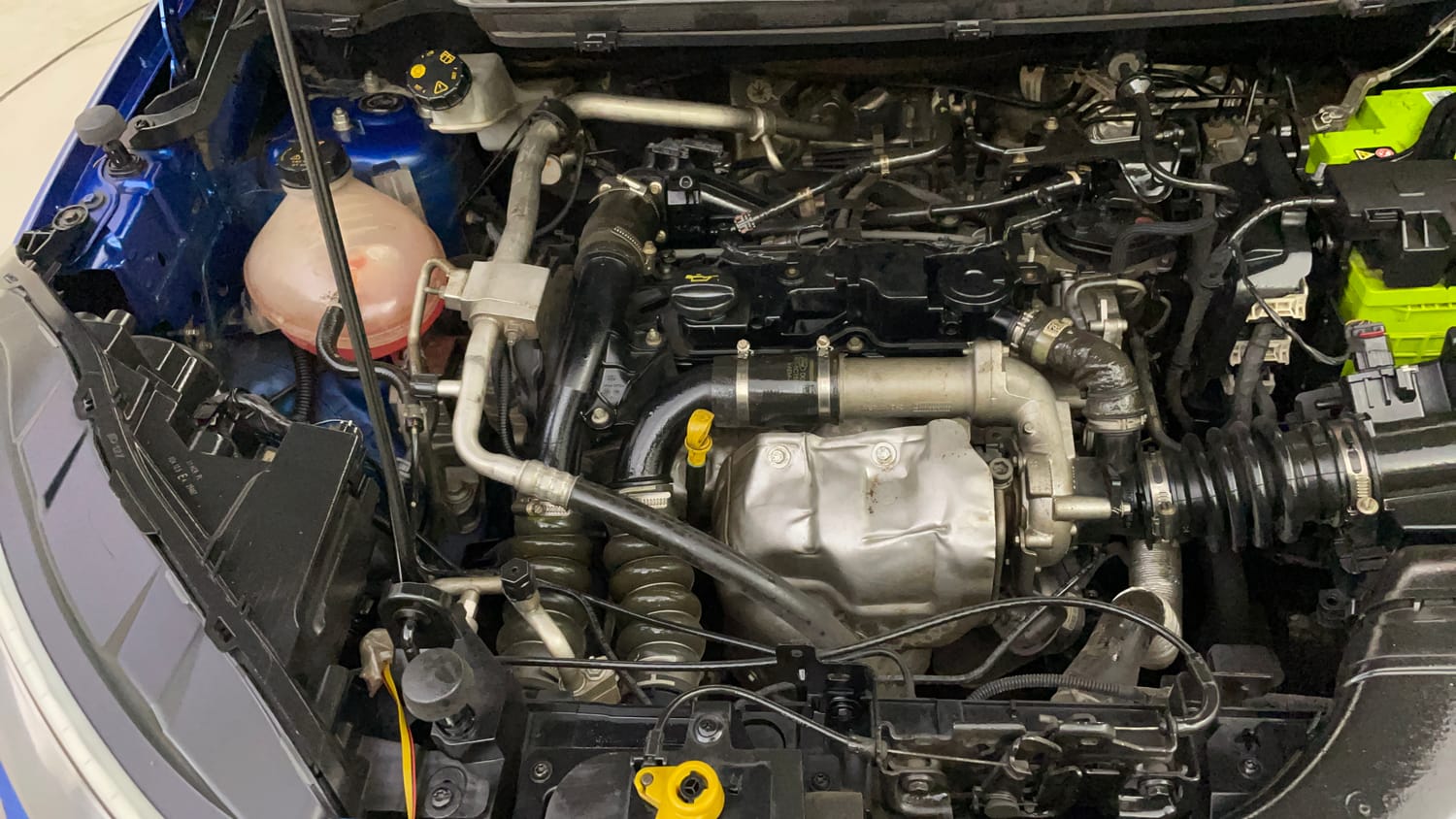 Used 2018 Ford EcoSport Ambiente 1.5L TDCi Diesel Manual engine ENGINE RIGHT SIDE VIEW