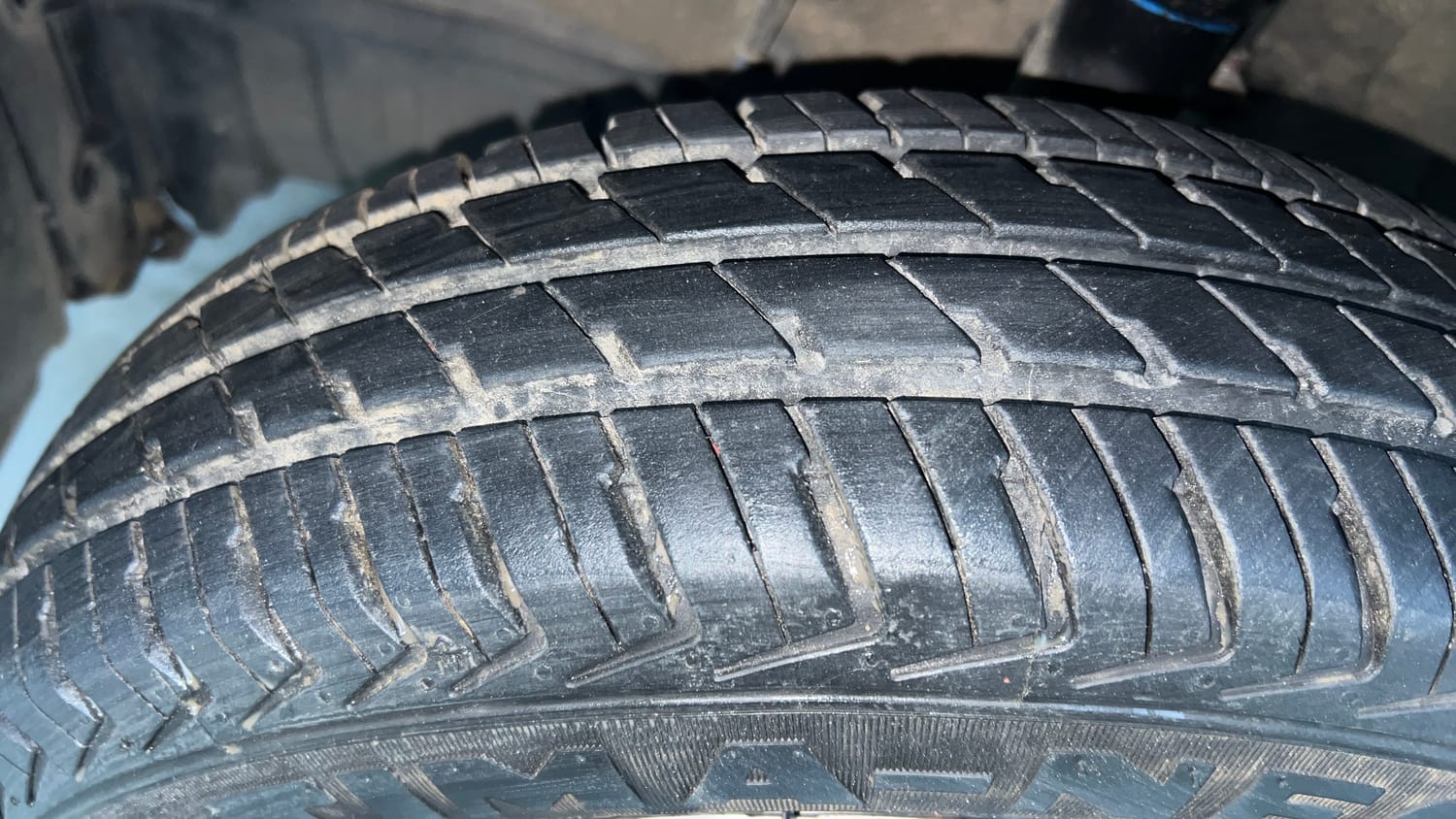 Used 2024 Maruti Suzuki Alto K10 VXi Plus AGS Petrol Automatic tyres LEFT FRONT TYRE TREAD VIEW