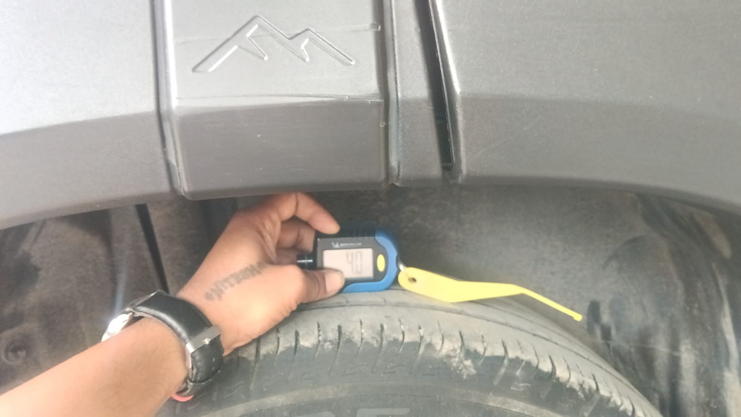 Used 2022 Maruti Suzuki Brezza ZXi Plus Petrol Manual tyres RIGHT REAR TYRE TREAD VIEW