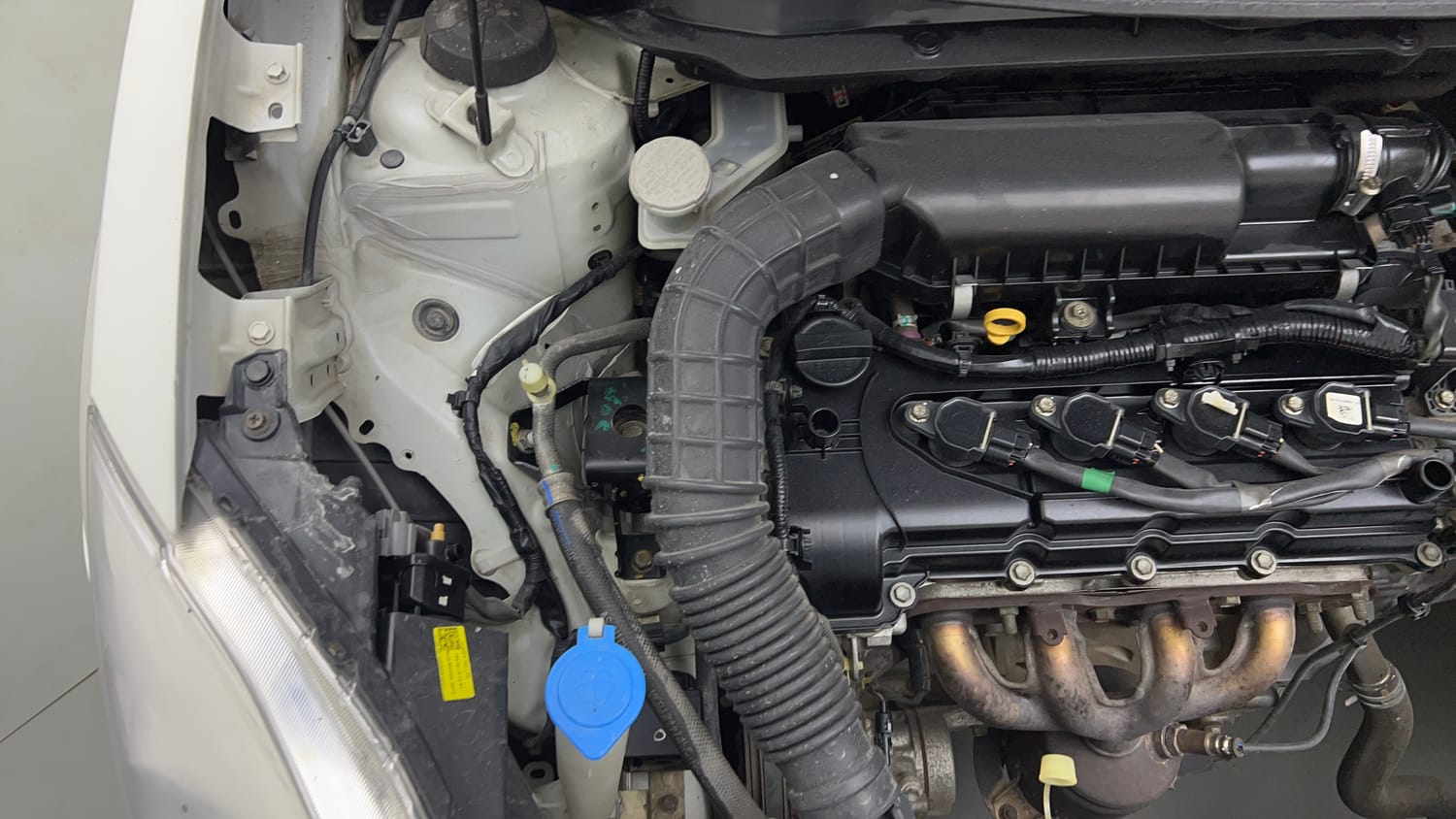 Used 2019 Maruti Suzuki Swift VXi AMT Petrol Automatic engine ENGINE RIGHT SIDE VIEW
