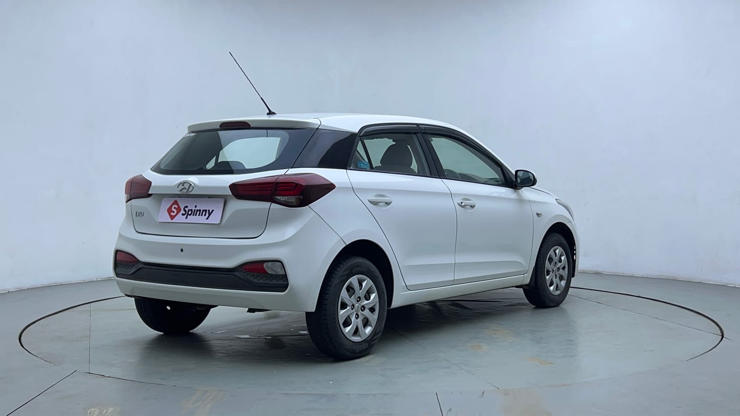 Used 2018 Hyundai Elite i20 Magna Executive 1.2 Petrol Manual exterior RIGHT REAR CORNER VIEW
