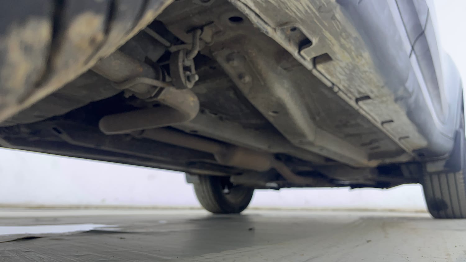 Used 2019 Tata Nexon XZA Plus Petrol Petrol Automatic extra REAR RIGHT UNDERBODY VIEW