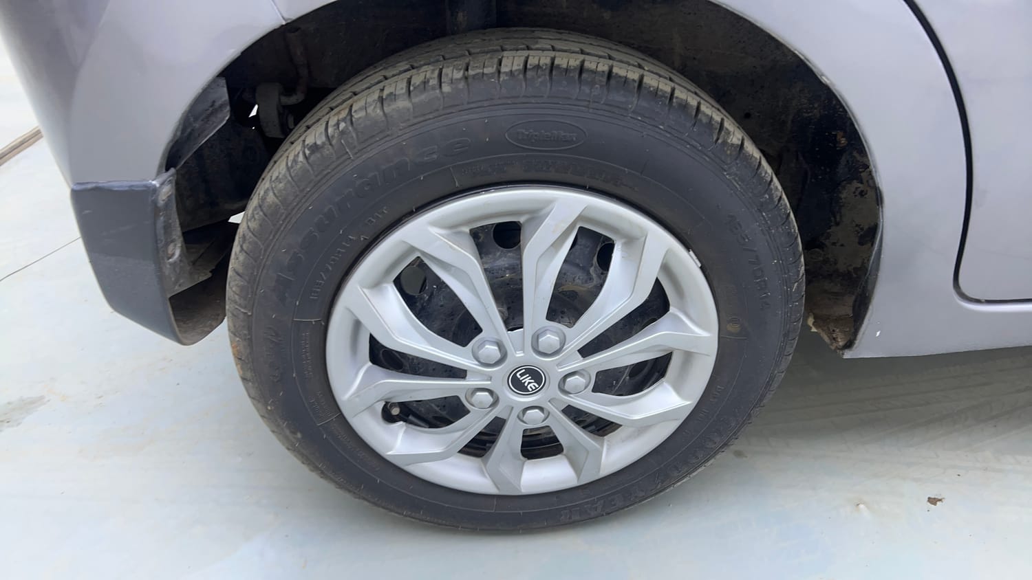 Used 2017 Maruti Suzuki Celerio ZXi AMT Petrol Automatic tyres RIGHT REAR TYRE RIM VIEW