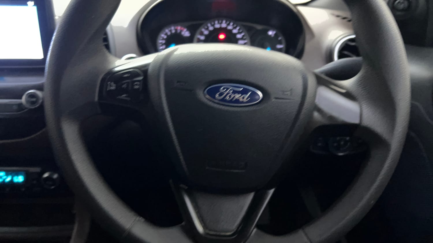 Used 2019 Ford Freestyle Titanium Plus 1.2 Ti-VCT Petrol Manual top_features Airbags