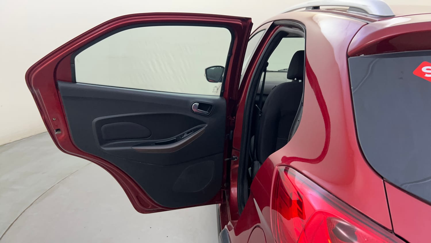 Used 2019 Ford Freestyle Titanium Plus 1.2 Ti-VCT Petrol Manual interior LEFT REAR DOOR OPEN VIEW
