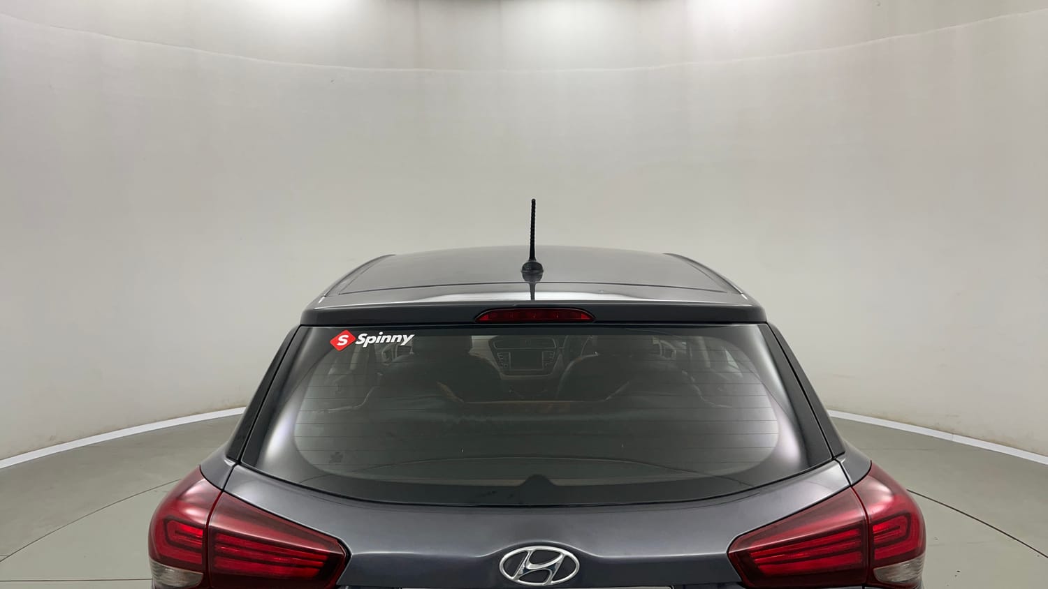 Used 2019 Hyundai Elite i20 Sportz Plus 1.2 Petrol Manual exterior BACK WINDSHIELD VIEW
