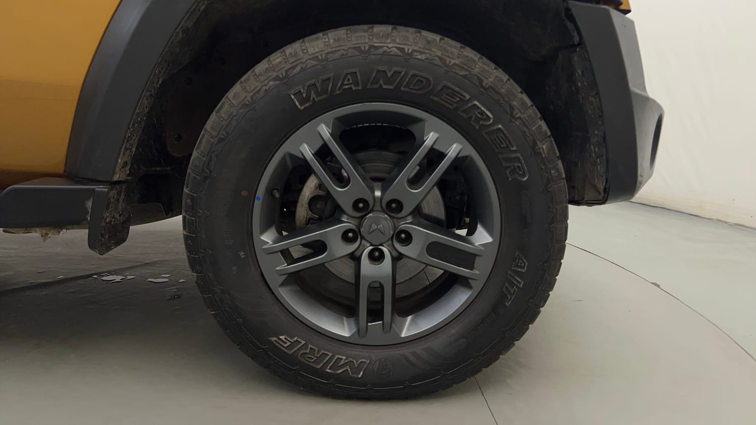 Used 2023 Mahindra Thar LX Hard Top Petrol AT RWD Petrol Automatic tyres RIGHT FRONT TYRE RIM VIEW
