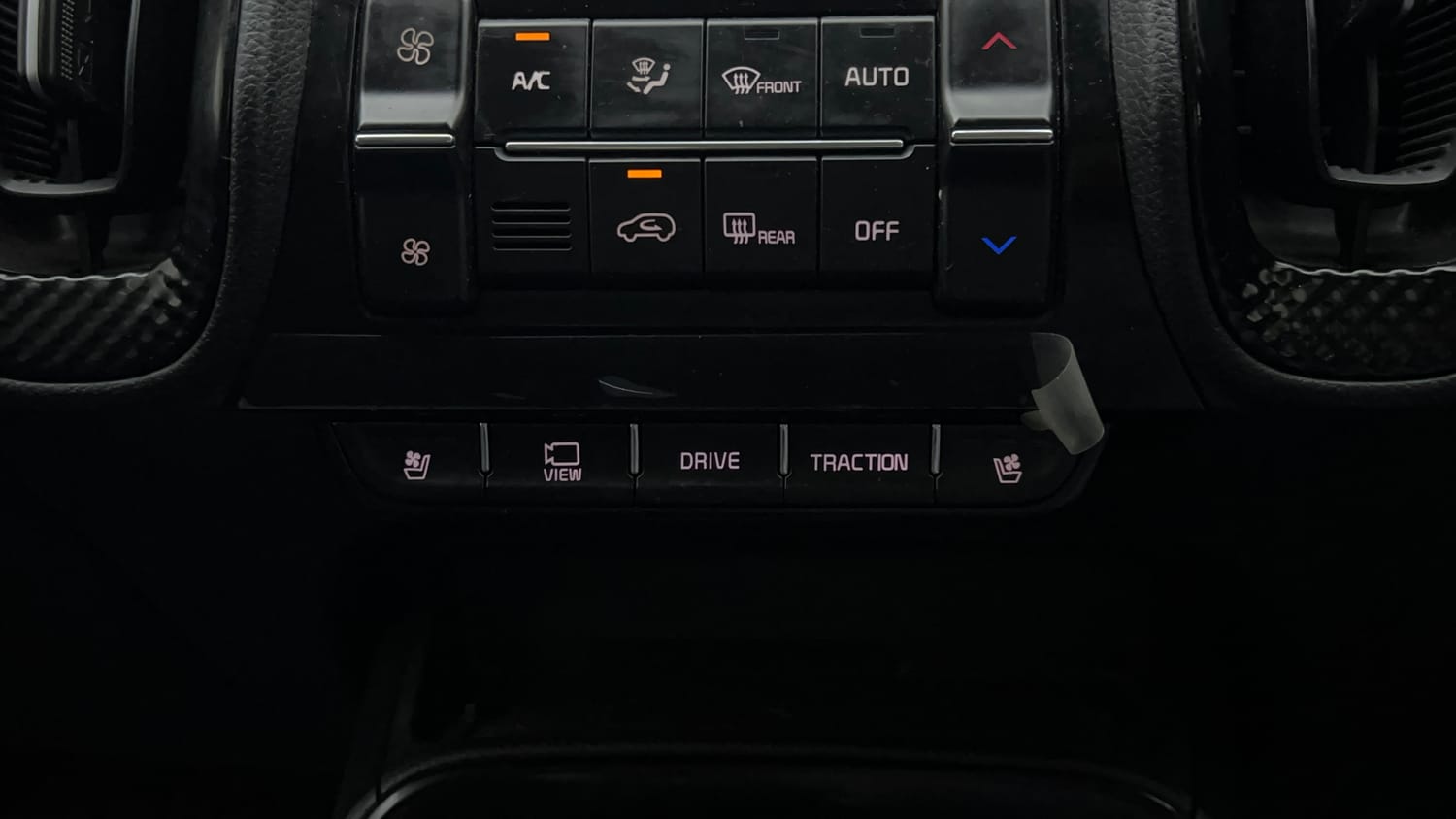 Used 2021 Kia Sonet GTX Plus 1.5 AT Diesel Automatic top_features Ventilated seats