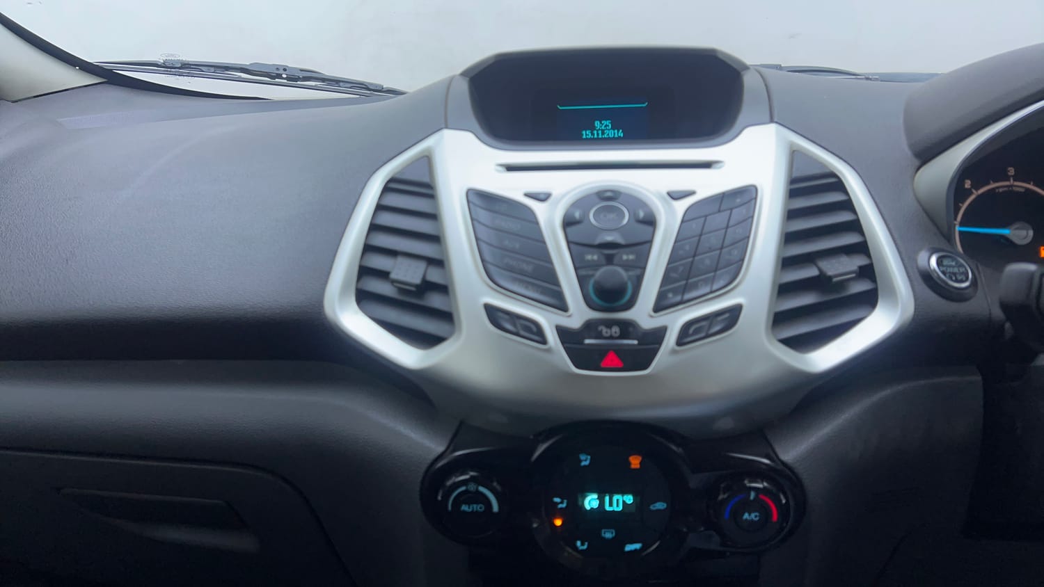 Used 2016 Ford EcoSport Titanium+ 1.5L TDCi Diesel Manual interior MUSIC SYSTEM & AC CONTROL VIEW
