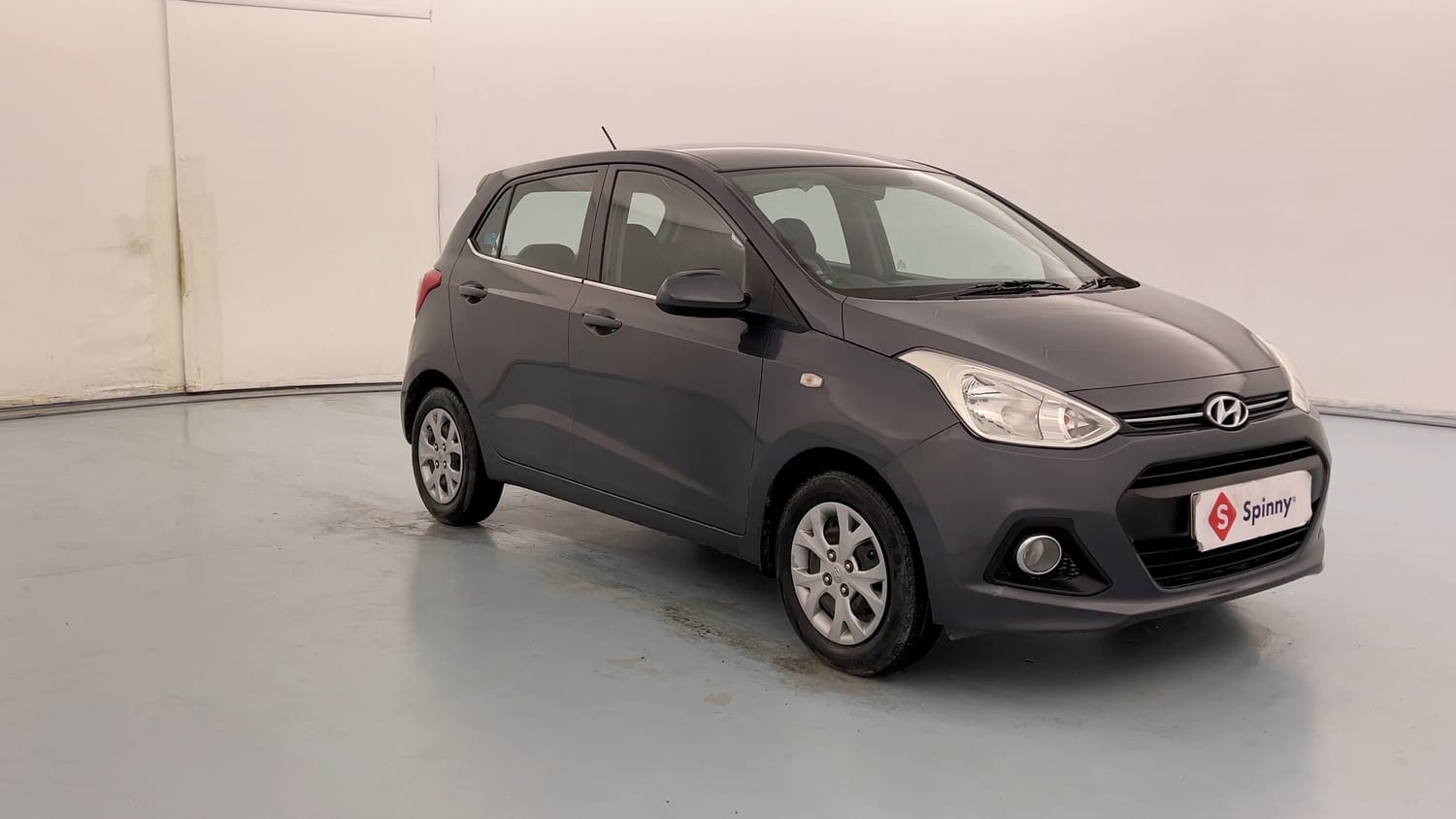 Used 2016 Hyundai Grand i10 Magna 1.2 Kappa VTVT Petrol Manual exterior RIGHT FRONT CORNER VIEW