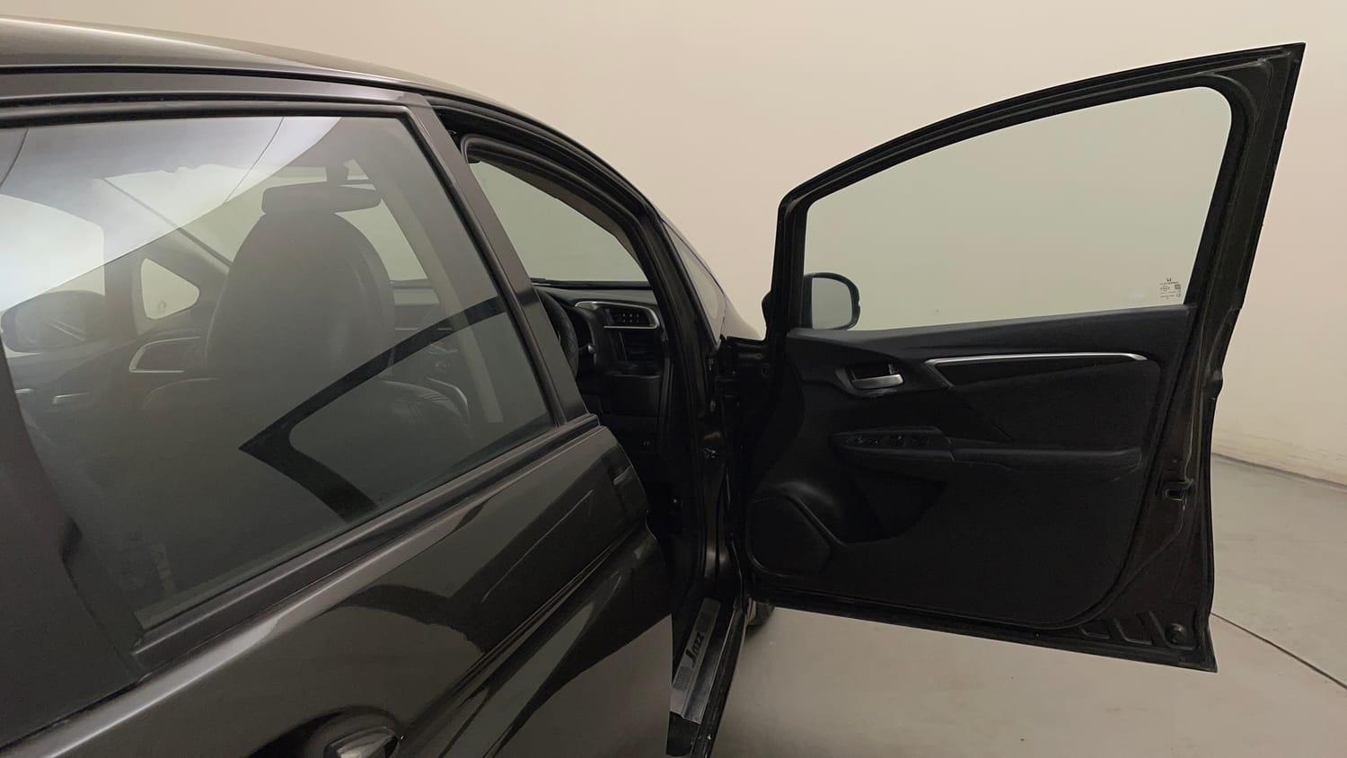 Used 2016 Honda Jazz VX Diesel Diesel Manual interior RIGHT FRONT DOOR OPEN VIEW