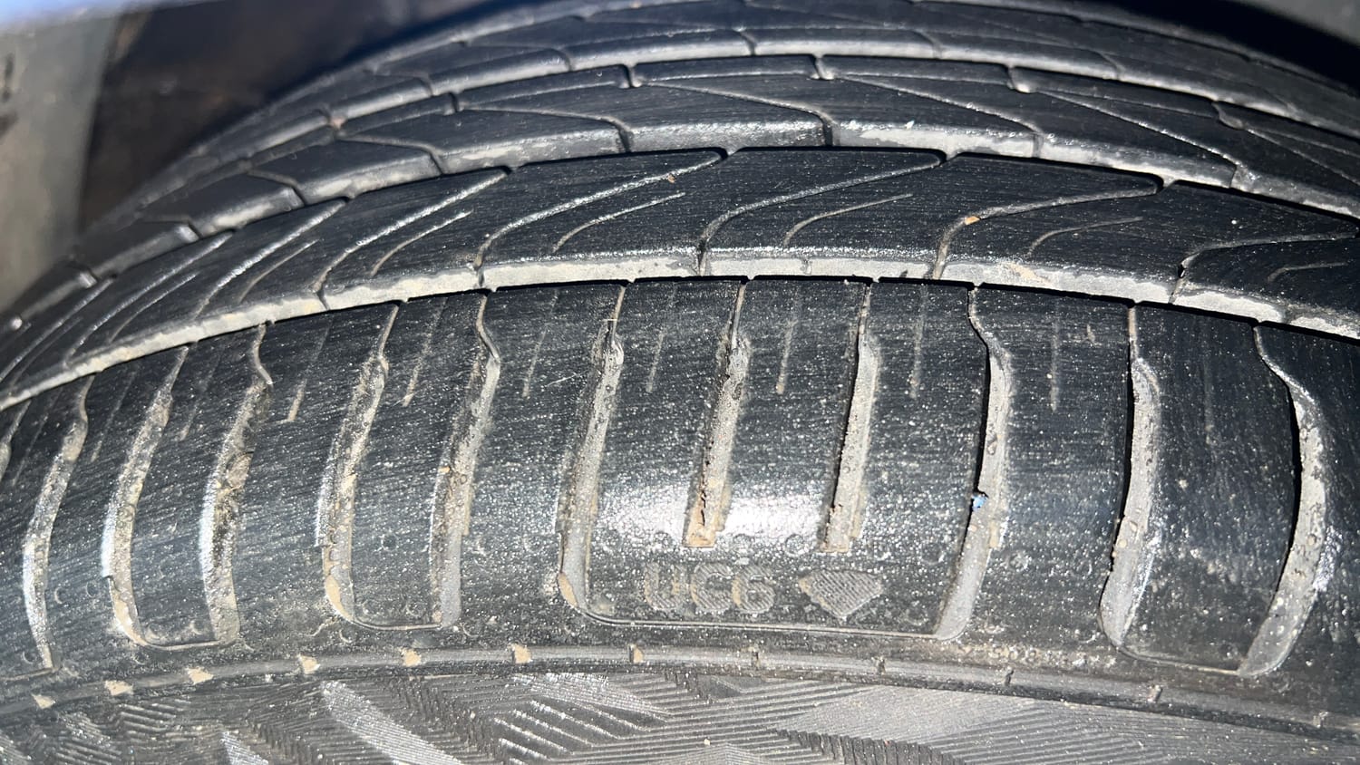 Used 2018 Skoda Rapid Style 1.6 MPI Petrol Manual tyres RIGHT FRONT TYRE TREAD VIEW