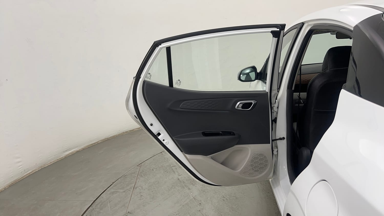 Used 2020 Hyundai Aura SX Plus 1.2 AMT Petrol Petrol Automatic interior LEFT REAR DOOR OPEN VIEW