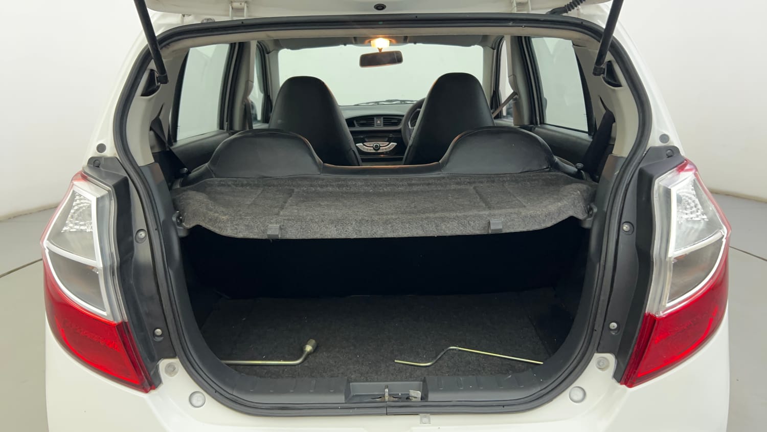 Used 2018 Maruti Suzuki Alto K10 LXi Petrol Manual interior DICKY INSIDE VIEW