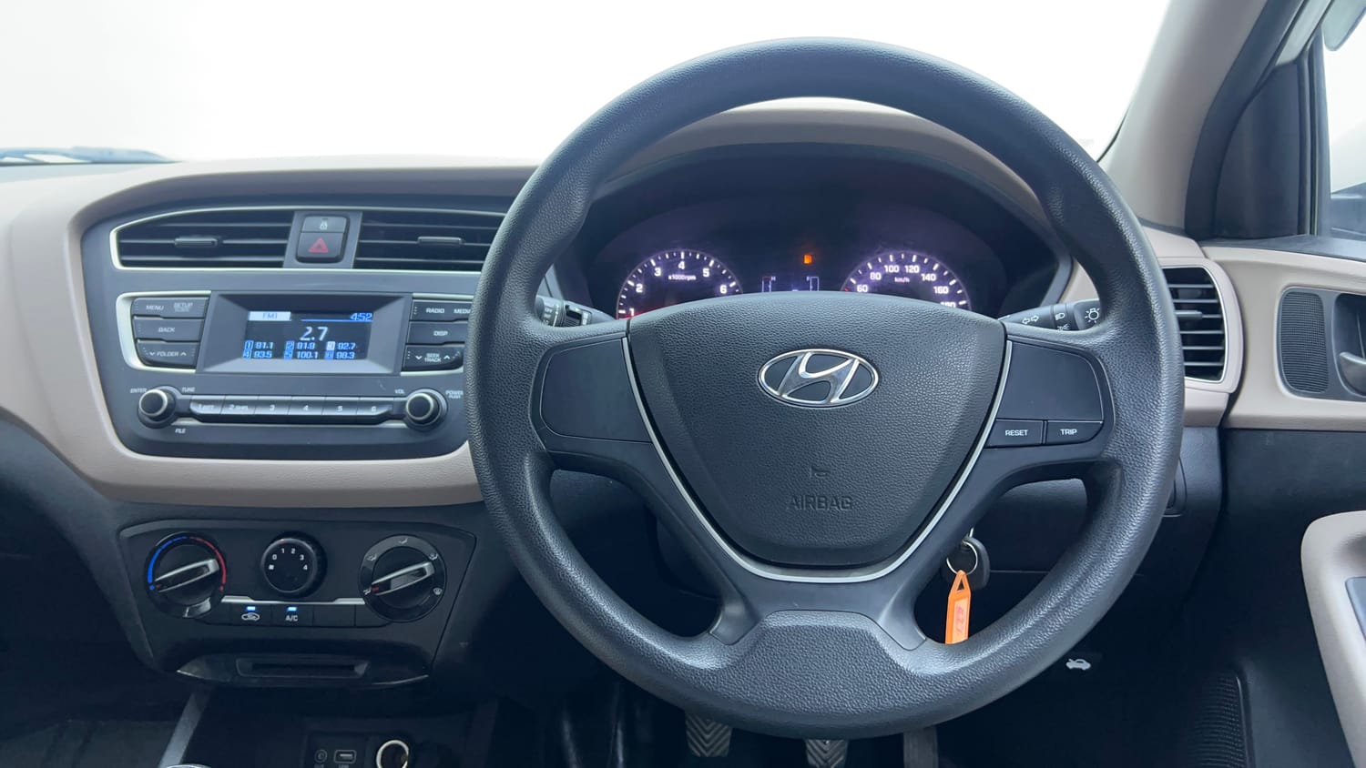 Used 2018 Hyundai Elite i20 Magna Executive 1.2 Petrol Manual interior STEERING VIEW