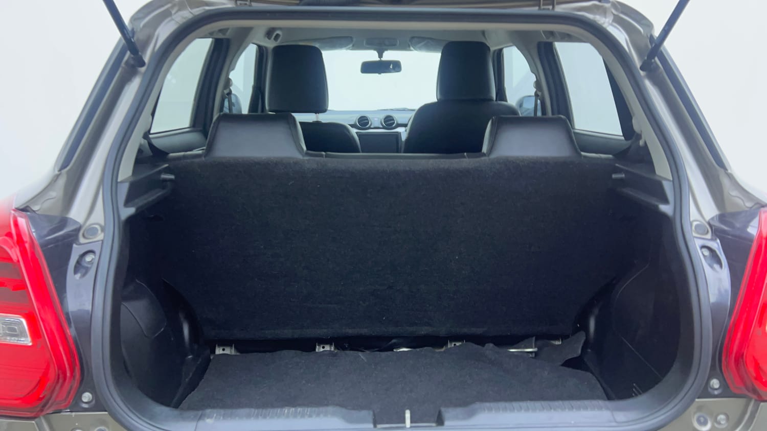 Used 2024 Maruti Suzuki Swift VXi Petrol Manual interior DICKY INSIDE VIEW