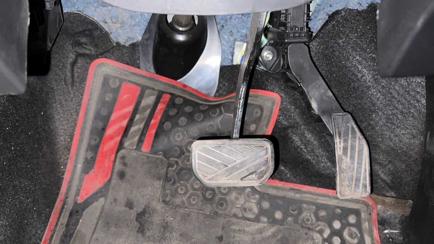 Used 2024 Maruti Suzuki S-Presso VXi Plus (O) AMT Petrol Automatic interior PEDALS VIEW